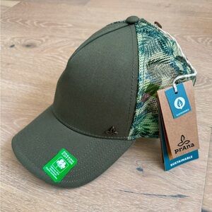 PRANA. *NEW* Army green hat. Mesh back with floral design. Adjustable back strap